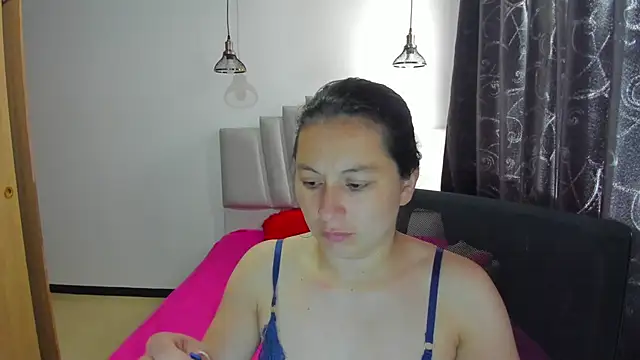 Snapshot of samantha__wilson chatting on 30, 10, 2025 samantha wilson online show from 30, 10, 2025