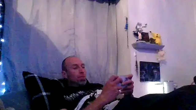Snapshot of El_Gizmo chatting on 1, 6, 2026 El Gizmo online show from 1, 6, 2026