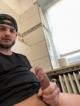 Snapshot of Furko_33 chatting on 26, 2, 2025 Furko 33 online show from 26, 2, 2025