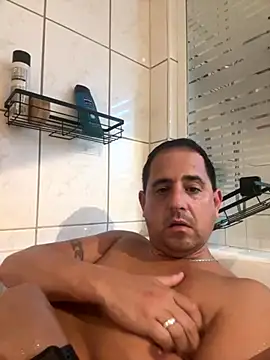 Wessi2005 online show from 22, 9, 2025