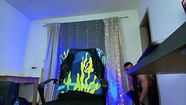 Snapshot of juliusmasters chatting on 18, 1, 2025 juliusmasters online show from 18, 1, 2025