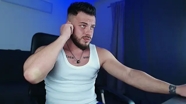 Snapshot of juliusmasters chatting on 23, 1, 2025 juliusmasters online show from 23, 1, 2025