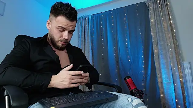 Snapshot of juliusmasters chatting on 25, 1, 2025 juliusmasters online show from 25, 1, 2025