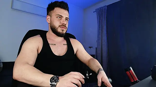 Snapshot of juliusmasters chatting on 1, 2, 2025 juliusmasters online show from 1, 2, 2025