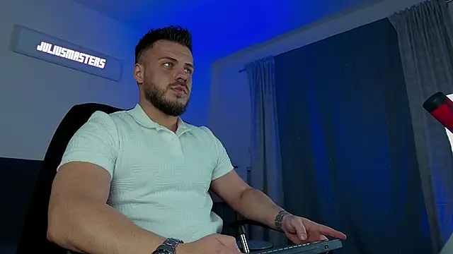 Snapshot of juliusmasters chatting on 8, 2, 2025 juliusmasters online show from 8, 2, 2025