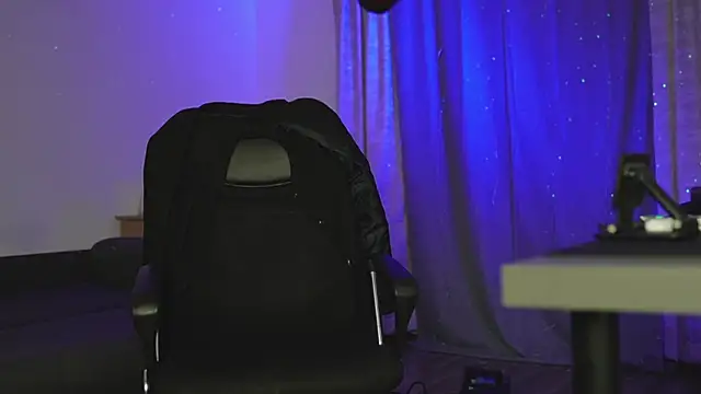 Snapshot of juliusmasters chatting on 19, 3, 2025 juliusmasters online show from 19, 3, 2025