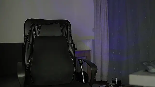 Snapshot of juliusmasters chatting on 9, 9, 2025 juliusmasters online show from 9, 9, 2025