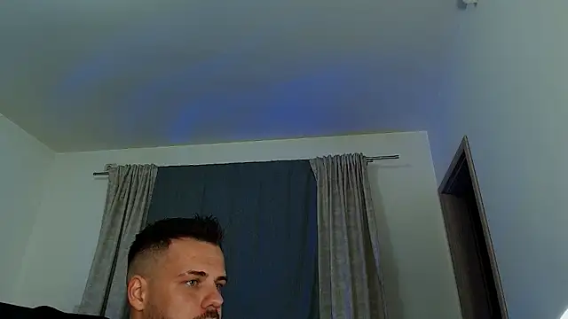 Snapshot of juliusmasters chatting on 9, 10, 2025 juliusmasters online show from 9, 10, 2025