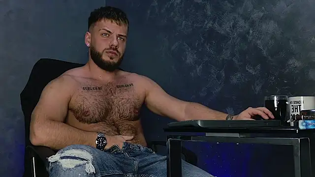 Snapshot of juliusmasters chatting on 1, 12, 2025 juliusmasters online show from 1, 12, 2025