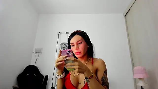 Snapshot of _juliana_star_ chatting on 5, 10, 2025 juliana star online show from 5, 10, 2025