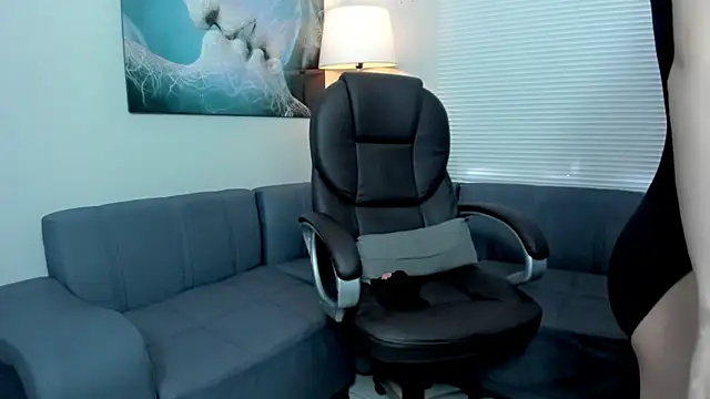 Angel Dust18 online show from 9, 9, 2025