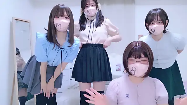 Snapshot of 841_yayoi chatting on 25, 10, 2025 841 yayoi online show from 25, 10, 2025