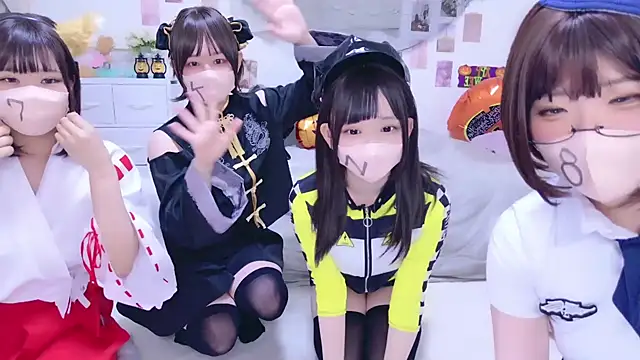 Snapshot of 841_yayoi chatting on 31, 10, 2025 841 yayoi online show from 31, 10, 2025