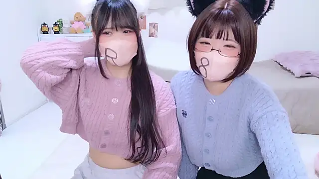 Snapshot of 841_yayoi chatting on 28, 11, 2025 841 yayoi online show from 28, 11, 2025