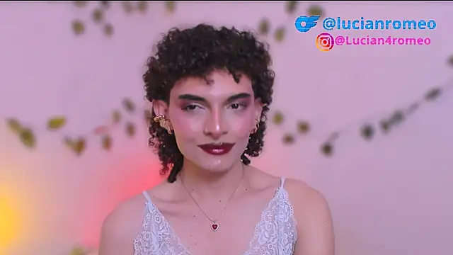 Snapshot of lucianromero chatting on 7, 12, 2024 lucianromero online show from 7, 12, 2024