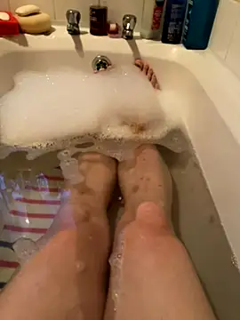 Snapshot of Russell1508 chatting on 5, 12, 2025 Russell1508 online show from 5, 12, 2025