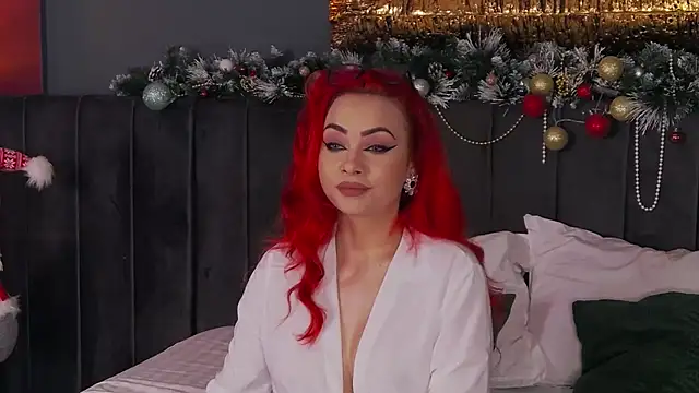 Snapshot of Emmelyn chatting on 5, 12, 2025 Emmelyn online show from 5, 12, 2025