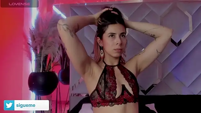 Sara Foxx1 online show from 16, 11, 2025