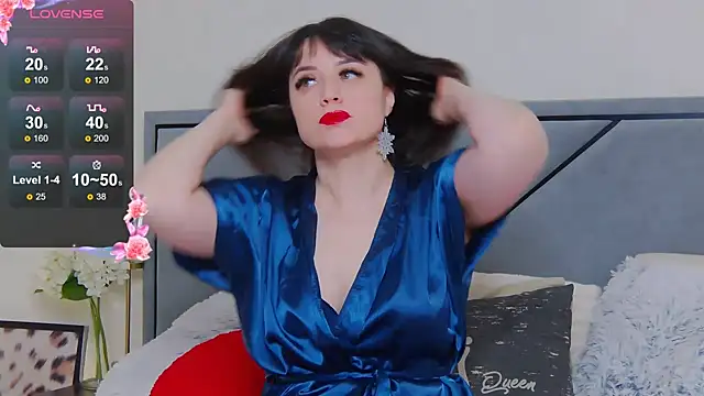 Snapshot of BellaHillss chatting on 17, 2, 2025 BellaHillss online show from 17, 2, 2025