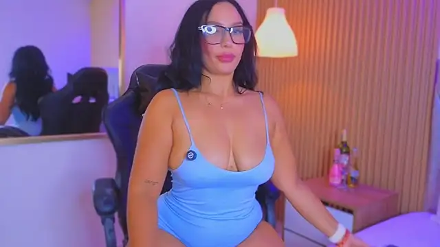 Dakota diaz  online show from 26, 3, 2026