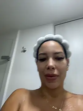 Snapshot of Dakota_diaz_ chatting on 25, 5, 2026 Dakota diaz online show from 25, 5, 2026
