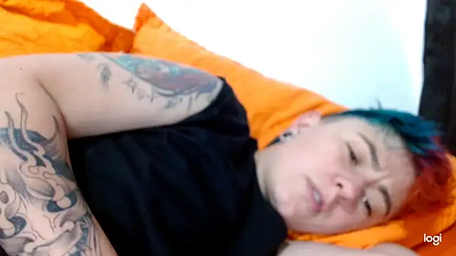 tomboyblue online show from 30, 1, 2025