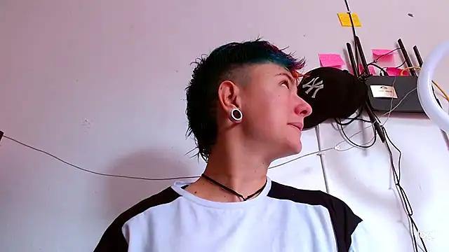 tomboyblue online show from 6, 2, 2025