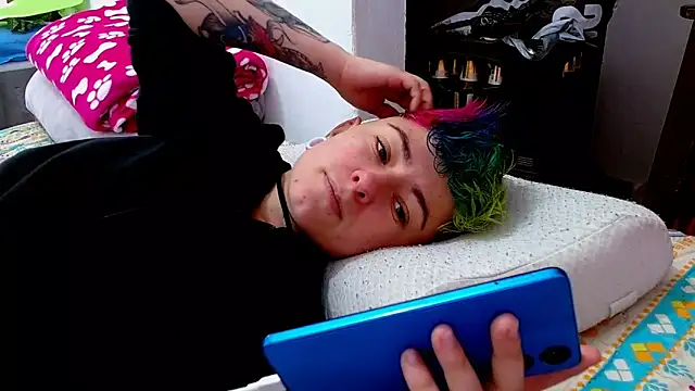 tomboyblue online show from 15, 10, 2025