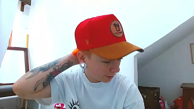 tomboyblue online show from 21, 12, 2025