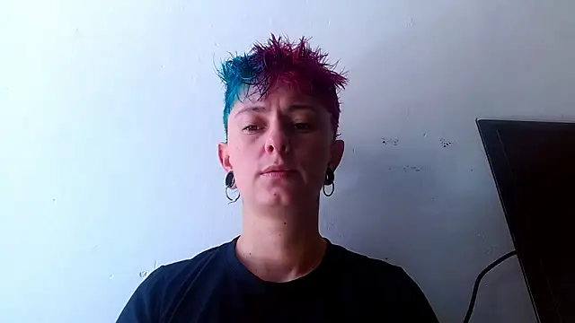 Snapshot of tomboyblue chatting on 24, 5, 2026 tomboyblue online show from 24, 5, 2026