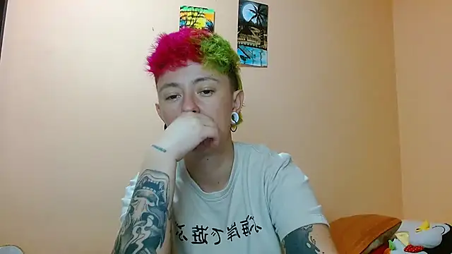 Snapshot of tomboyblue chatting on 2, 8, 2026 tomboyblue online show from 2, 8, 2026