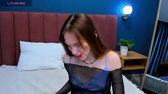 VanillaKelly online show from 28, 2, 2025