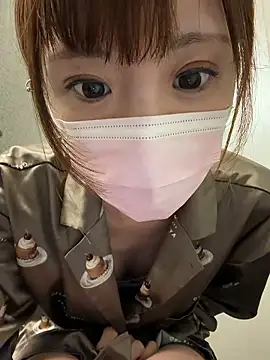 Snapshot of shihori_s2 chatting on 29, 11, 2025 shihori s2 online show from 29, 11, 2025