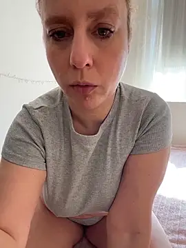 MariaValentine online show from 27, 2, 2026