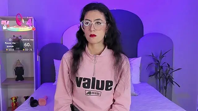 SophieGomez22 online show from 27, 9, 2025