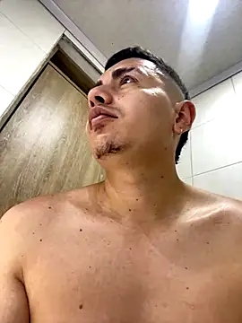 Snapshot of DanielGomez9 chatting on 2, 12, 2024 DanielGomez9 online show from 2, 12, 2024