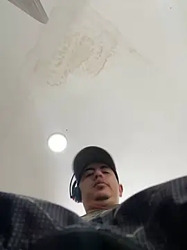 Snapshot of DanielGomez9 chatting on 20, 1, 2025 DanielGomez9 online show from 20, 1, 2025