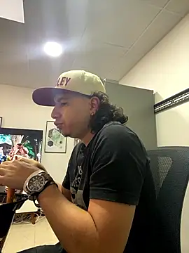 DanielGomez9 online show from 17, 1, 2026