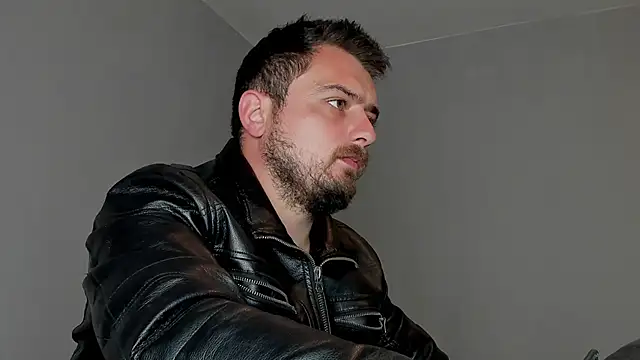 Snapshot of Master_Mark_Wayne chatting on 20, 10, 2025 Master Mark Wayne online show from 20, 10, 2025