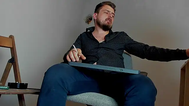 Snapshot of Master_Mark_Wayne chatting on 16, 11, 2025 Master Mark Wayne online show from 16, 11, 2025