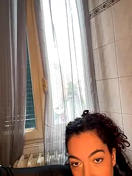 Snapshot of Strawberry_queen91 chatting on 30, 11, 2025 Strawberry queen91 online show from 30, 11, 2025