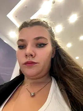 Snapshot of Holy_Tereza chatting on 8, 10, 2025 Holy Tereza online show from 8, 10, 2025