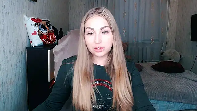 Snapshot of _KittyBoo chatting on 17, 12, 2025 KittyBoo online show from 17, 12, 2025