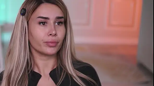 Snapshot of EvaZane chatting on 25, 11, 2025 EvaZane online show from 25, 11, 2025