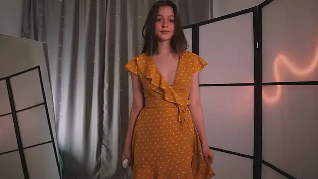 Addelin Moon online show from 21, 2, 2025