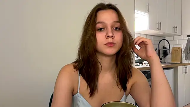 Addelin Moon online show from 19, 10, 2025