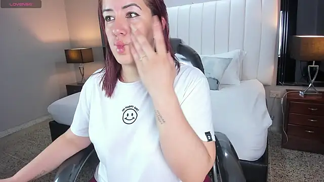 Snapshot of vanity_sex chatting on 30, 1, 2025 vanity sex online show from 30, 1, 2025