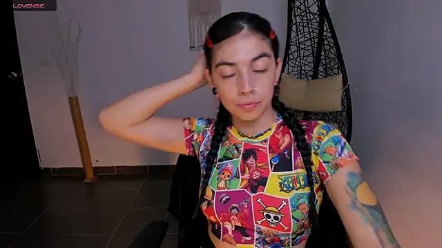 Snapshot of Nina-monroe chatting on 11, 2, 2025 Nina-monroe online show from 11, 2, 2025