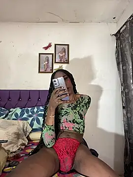 Snapshot of KandyHot_ chatting on 13, 2, 2026 KandyHot online show from 13, 2, 2026