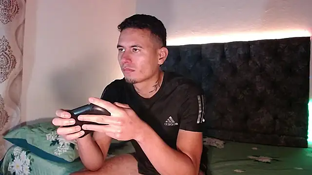 brandon a collin online show from 16, 2, 2025
